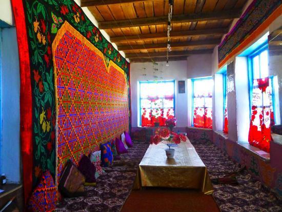 Post Pamirskiy Guest House Erali المظهر الخارجي الصورة